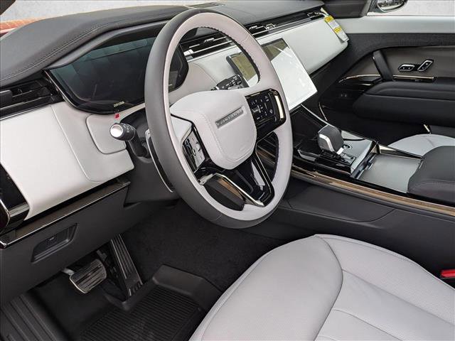 New 2026 Land Rover Range Rover Sport Dynamic SE image 3