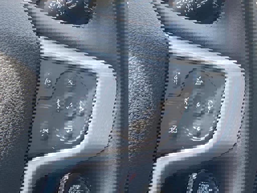 Used 2022 GMC Terrain SLT w/ Infotainment Package II image 9