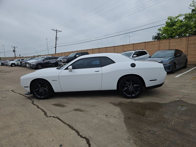 Used 2022 Dodge Challenger R/T w/ Blacktop Package RWD image 8