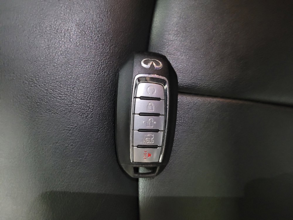 Used 2020 INFINITI Q50 Luxe w/ Essential Package (3.0T Luxe) image 32