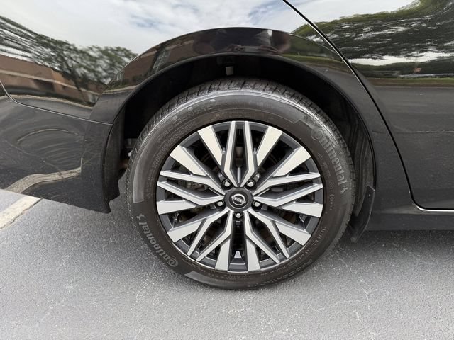 Used 2023 Nissan Altima 2.5 SV w/ SV Premium Package FWD image 40
