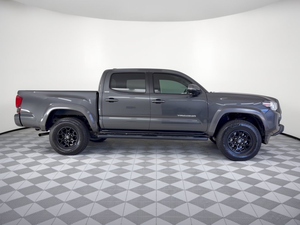 Used 2022 Toyota Tacoma SR5 RWD image 8