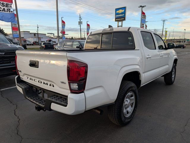 Used 2021 Toyota Tacoma SR image 5