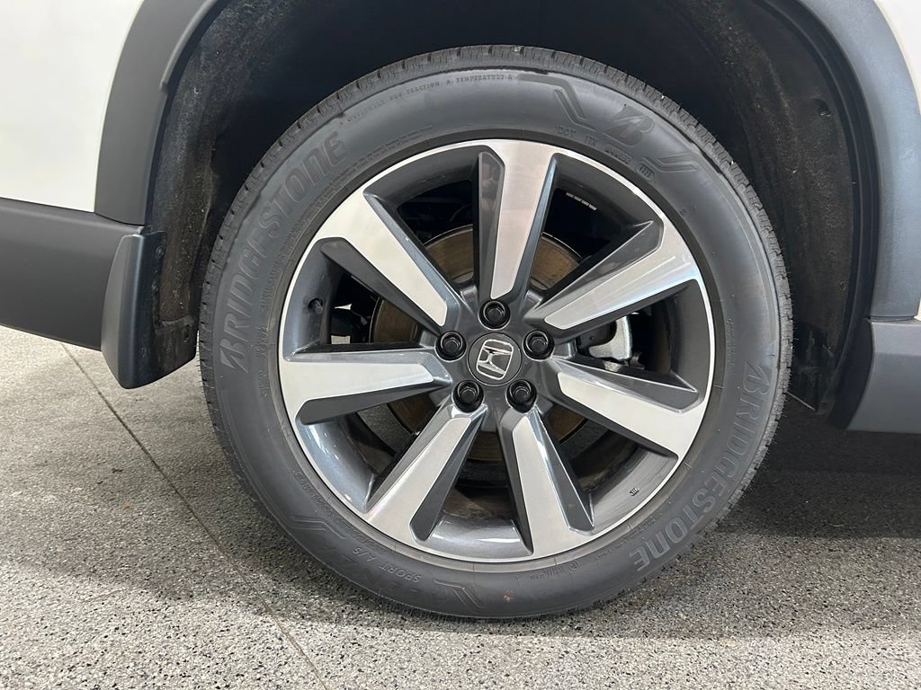Certified 2025 Honda Pilot Elite image 11