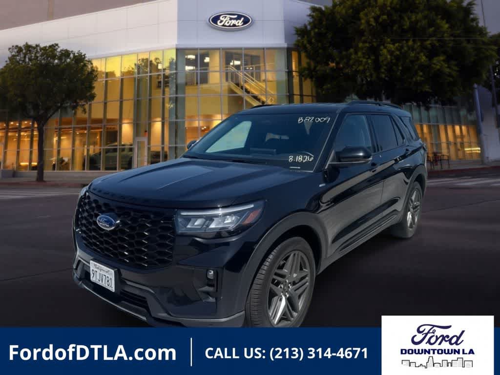Used 2025 Ford Explorer ST-Line w/ ST-Line Street Pack