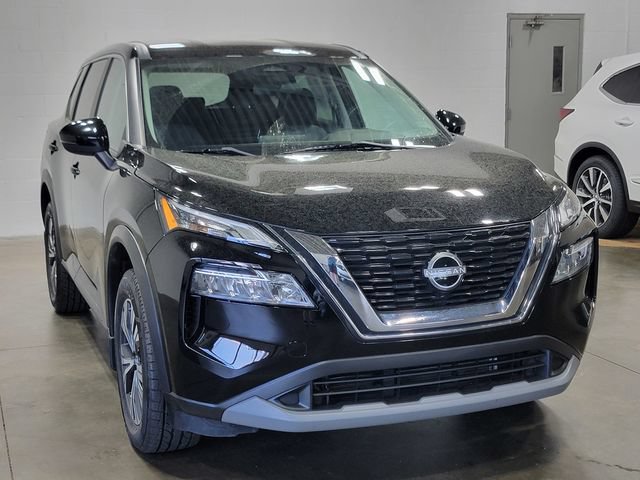 Used 2022 Nissan Rogue SV AWD/4WD image 5