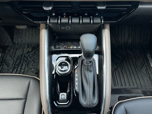 New 2026 GMC Canyon Denali w/ LPO, Denali Black Edition image 25