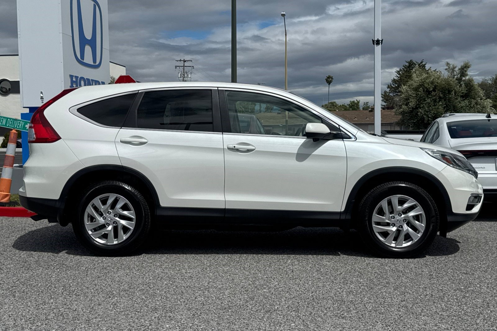 Used 2016 Honda CR-V EX image 7