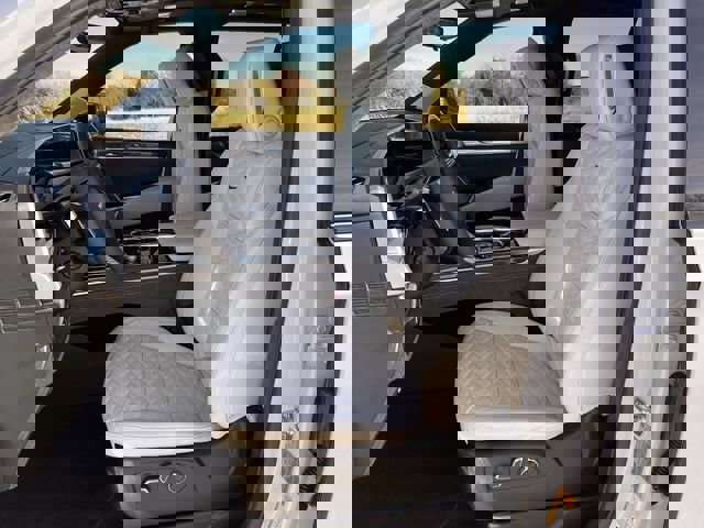 Certified 2026 Cadillac Escalade V w/ LPO, ONYX Package image 27