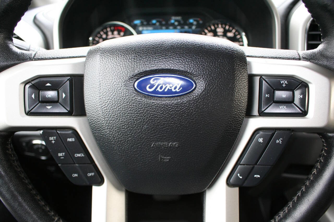 Used 2019 Ford F150 Lariat w/ Equipment Group 502A Luxury AWD/4WD image 19