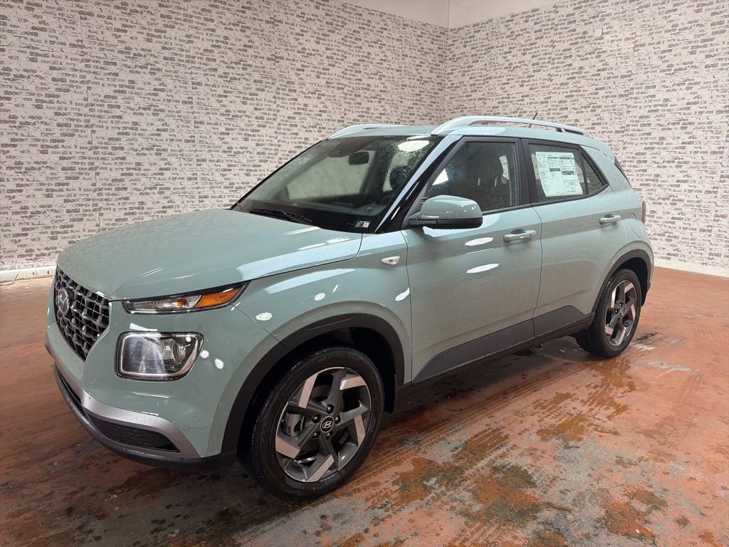 Used 2026 Hyundai Venue SEL FWD image 3