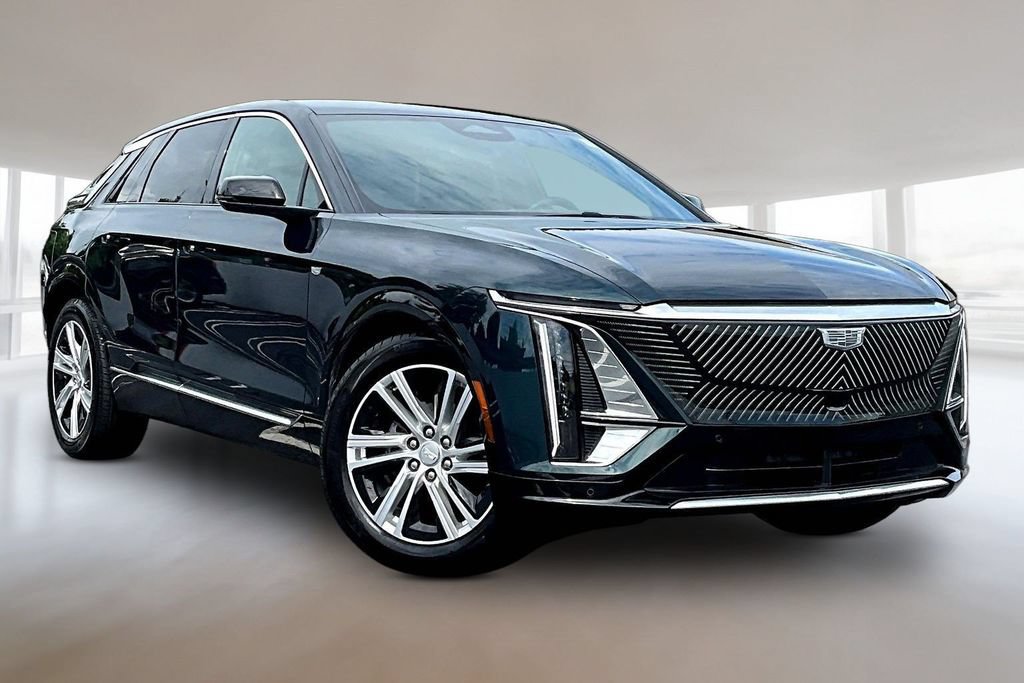 Used 2024 Cadillac Lyriq Tech AWD/4WD image 1