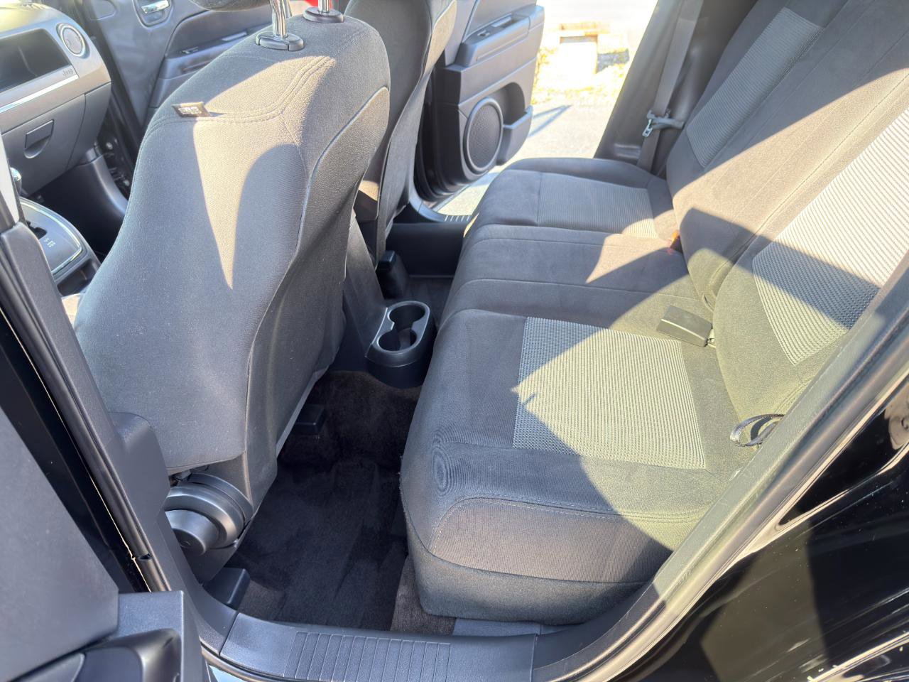 Used 2015 Jeep Patriot Latitude AWD/4WD image 24