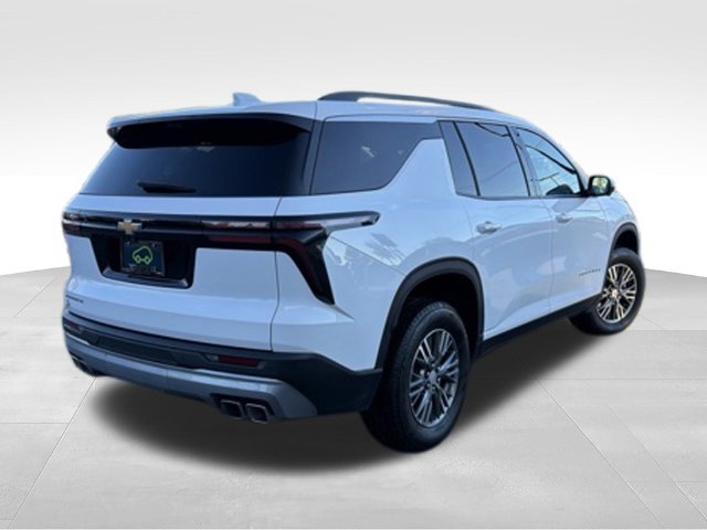 Certified 2026 Chevrolet Traverse LT w/ Driver Confidence Package FWD image 5