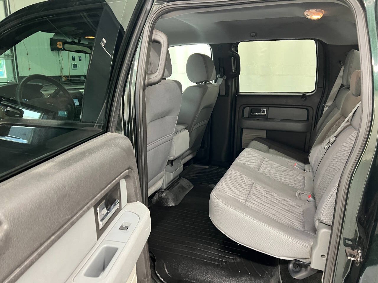 Used 2013 Ford F150 XLT w/ XLT Chrome Pkg AWD/4WD image 9