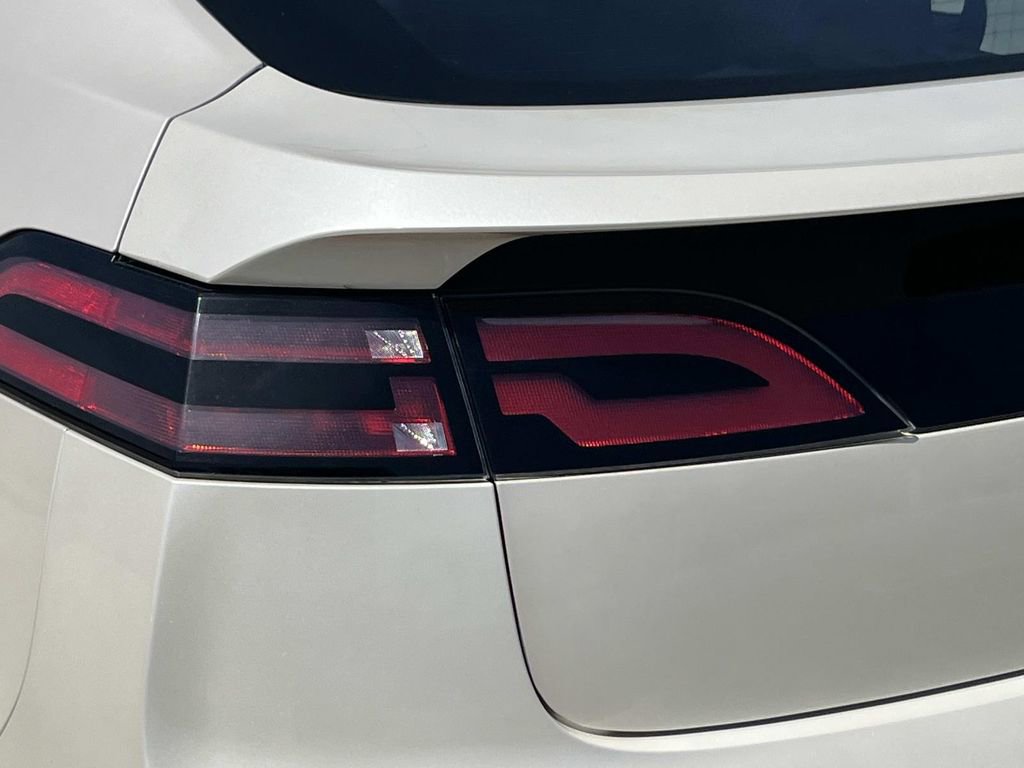 Used 2013 Chevrolet Volt Premium w/ Premium Trim Package image 10
