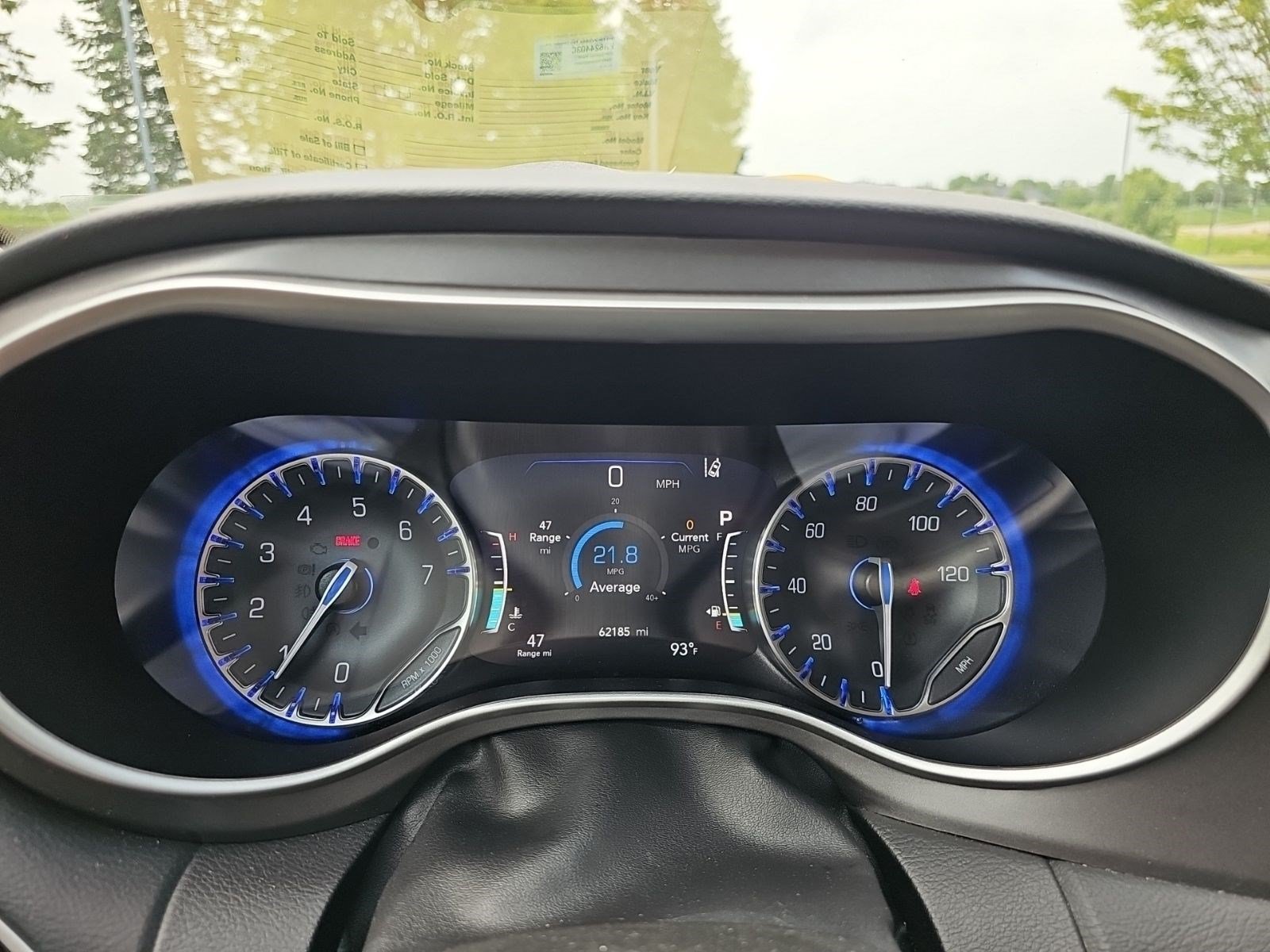 Used 2023 Chrysler Pacifica Touring-L FWD image 23