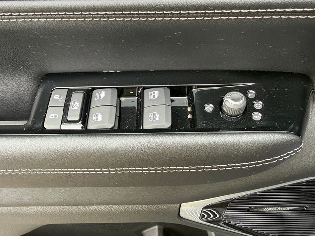 New 2026 Jeep Grand Wagoneer Limited image 16