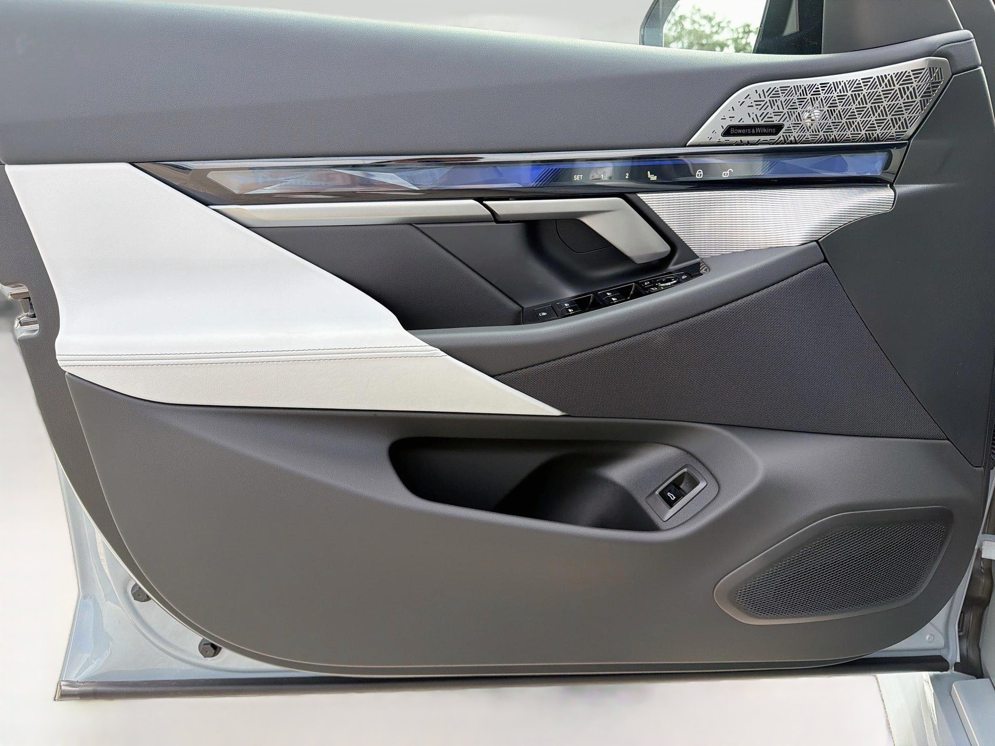 New 2027 BMW M5 Touring AWD/4WD image 22