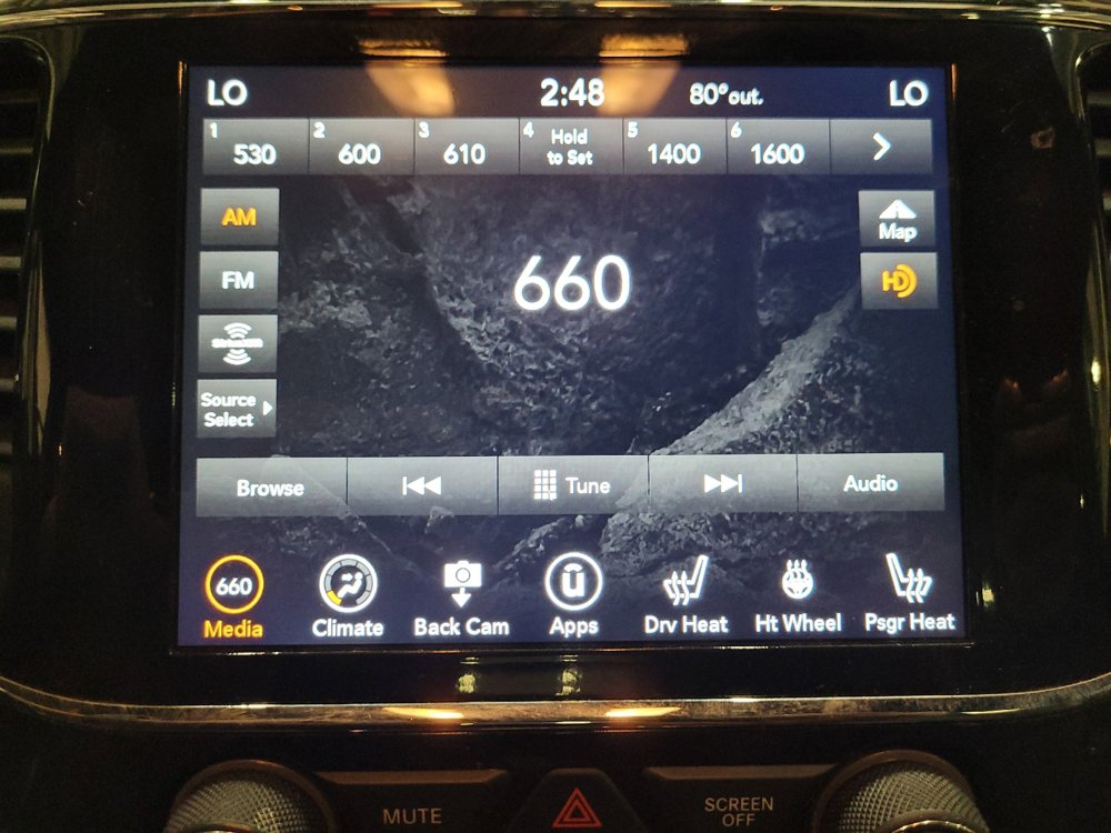 Used 2021 Jeep Grand Cherokee Limited AWD/4WD image 25