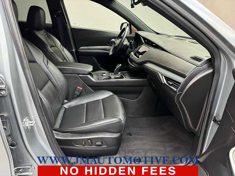 Used 2023 Cadillac XT4 Premium Luxury image 19