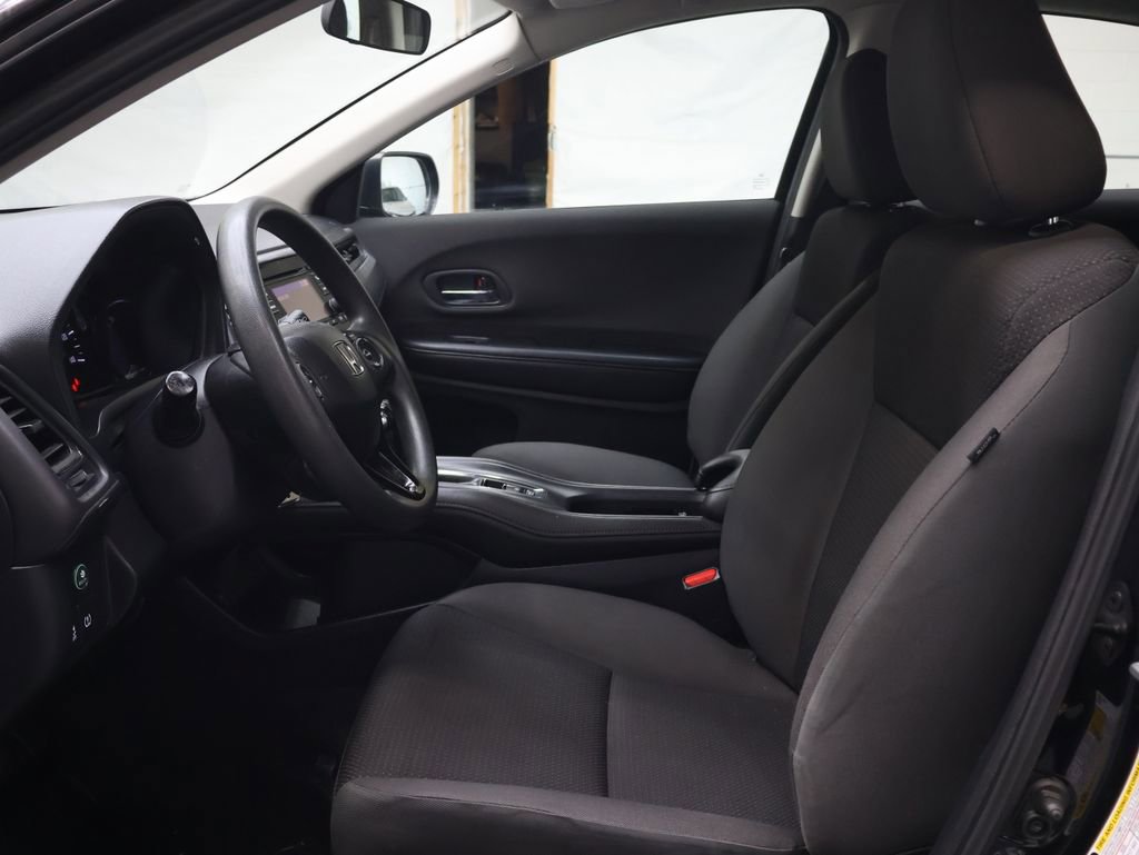Used 2019 Honda HR-V LX image 17