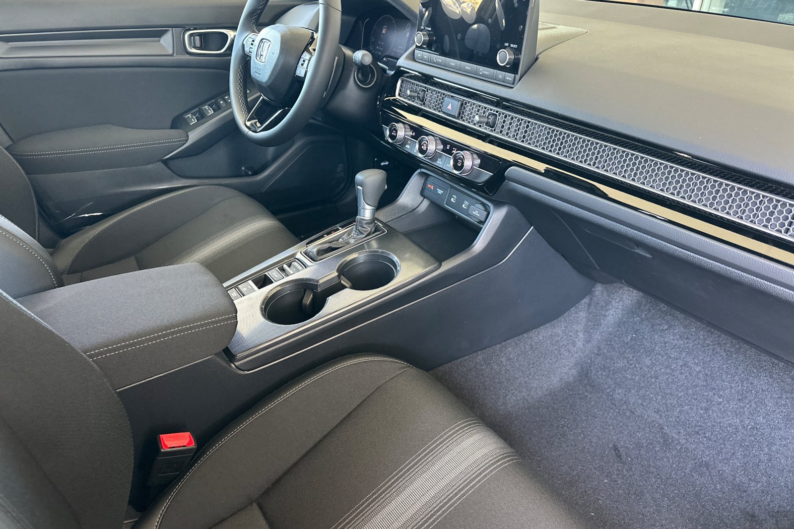 New 2026 Honda Civic Sport image 16