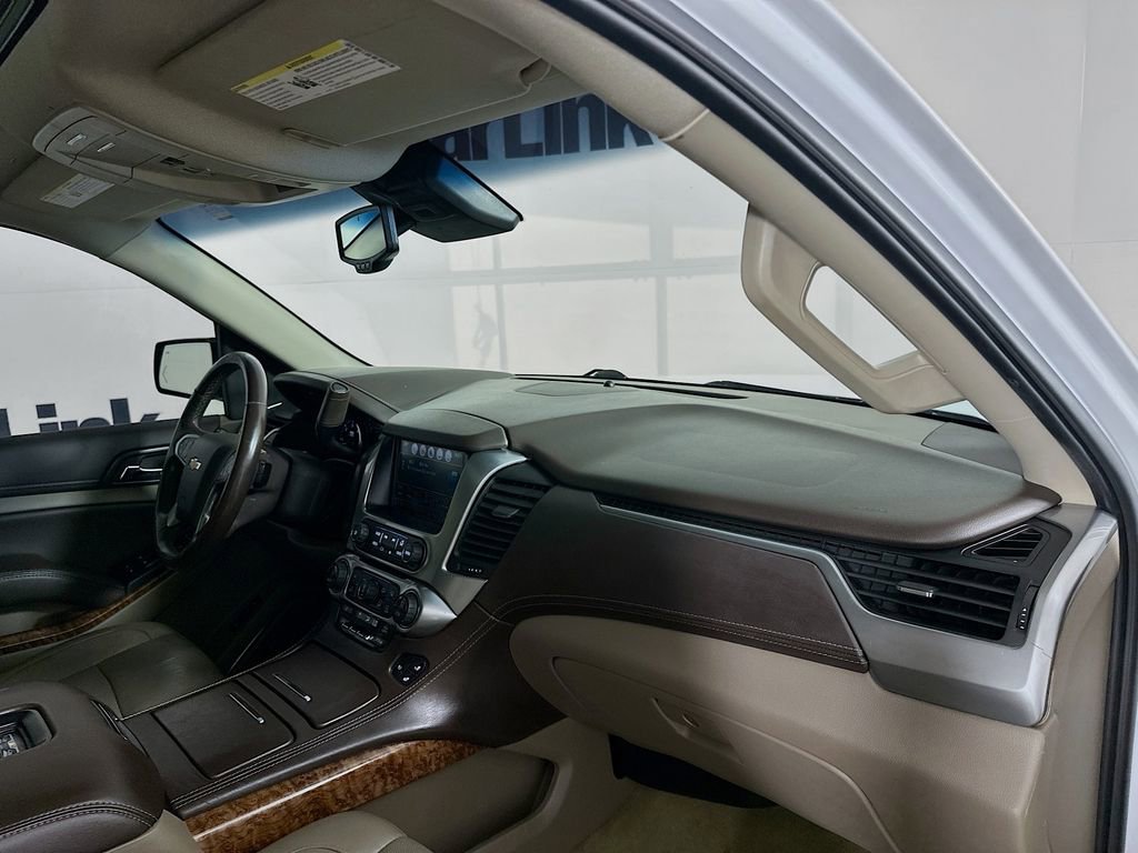 Used 2018 Chevrolet Suburban Premier image 39