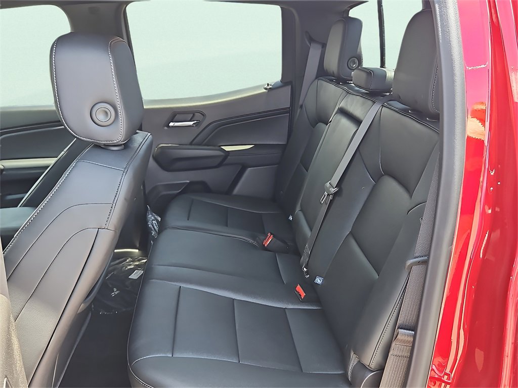 New 2025 Chevrolet Colorado LT w/ LT Convenience Package image 11