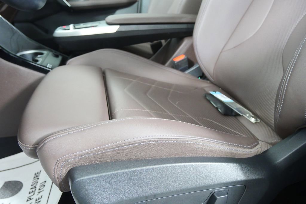 Used 2023 BMW X1 xDrive28i w/ Premium Package image 9