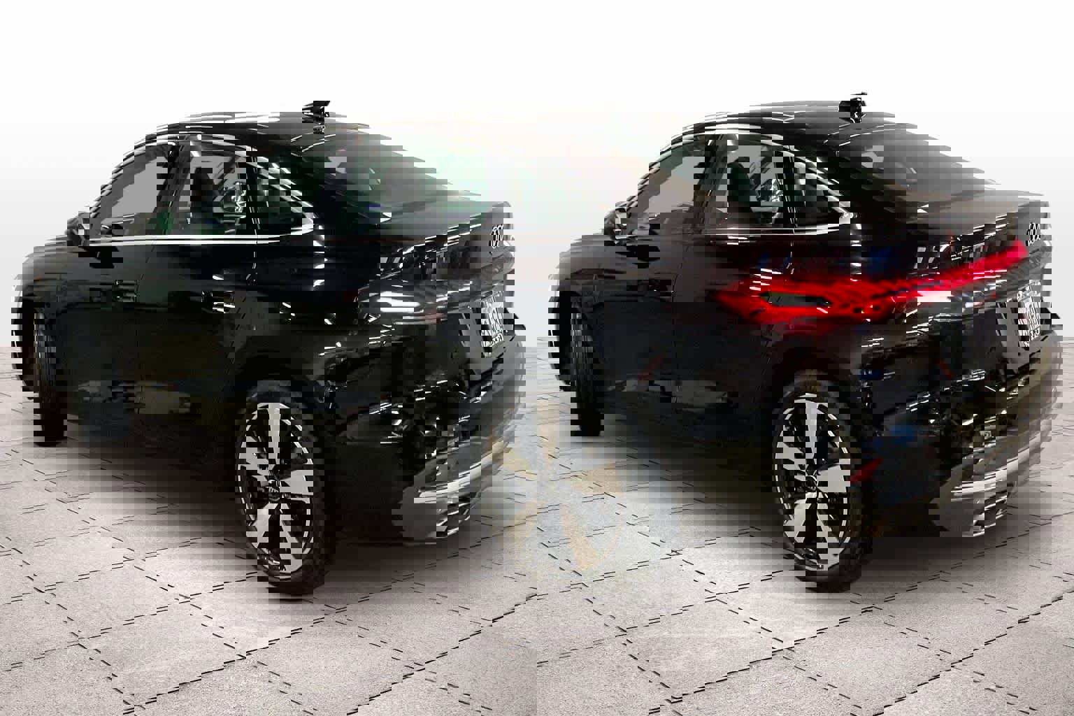 Used 2025 Audi A5 2.0T Premium Plus w/ Premium Plus image 13