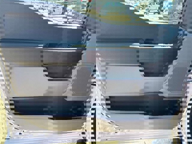 New 2025 Ford F550 4x4 Regular Cab Super Duty image 17