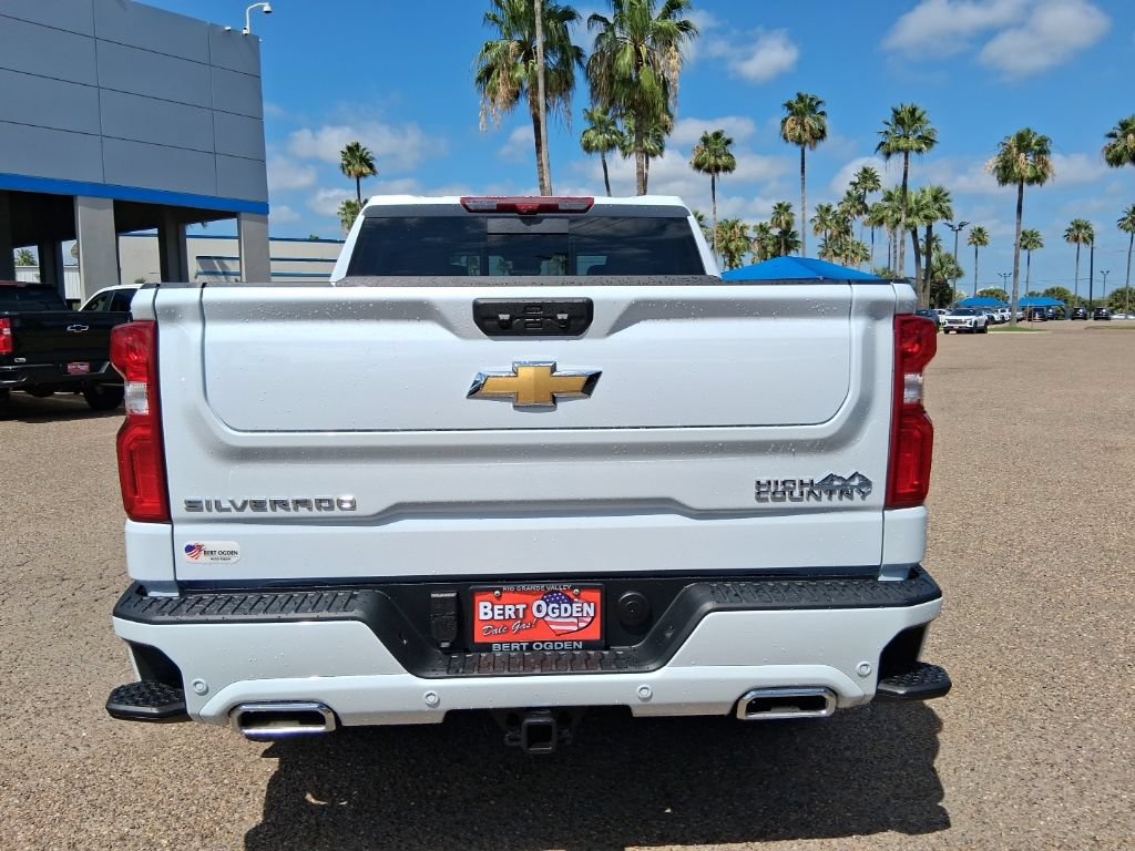 New 2026 Chevrolet Silverado 1500 High Country AWD/4WD image 6