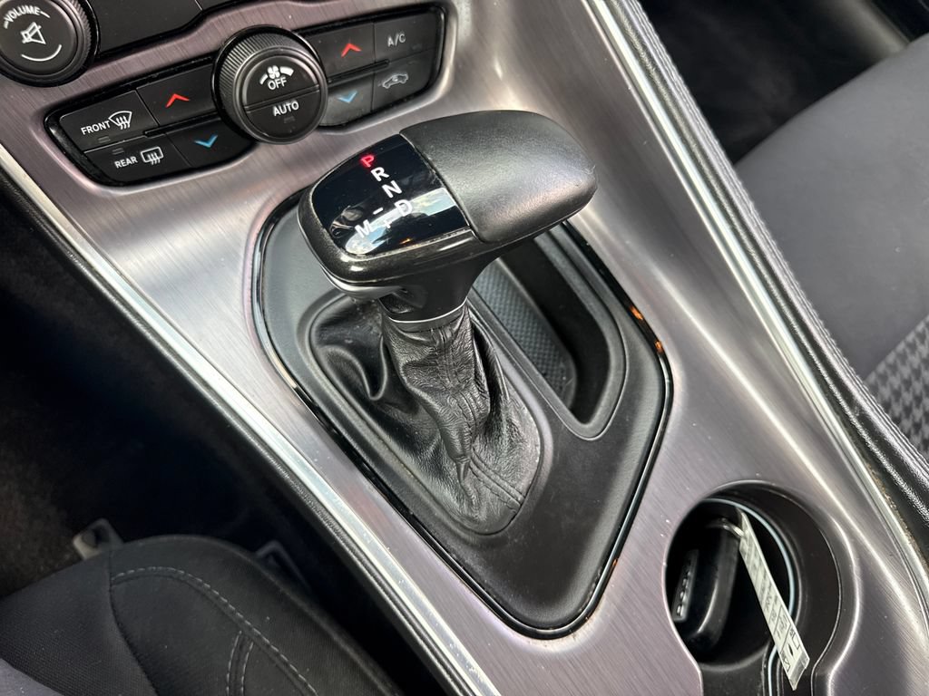 Used 2016 Dodge Challenger SXT RWD image 23