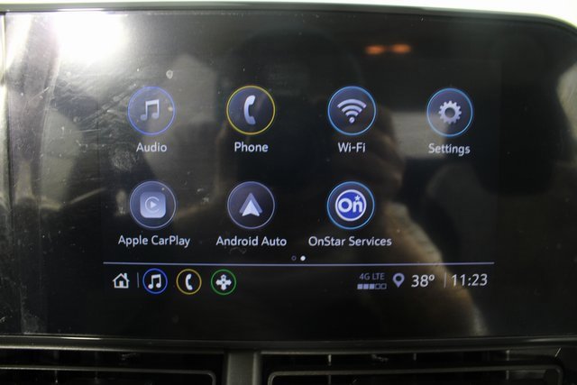 Used 2025 Chevrolet Trax LS image 4