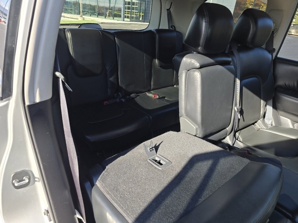 Used 2024 Nissan Armada SV image 19