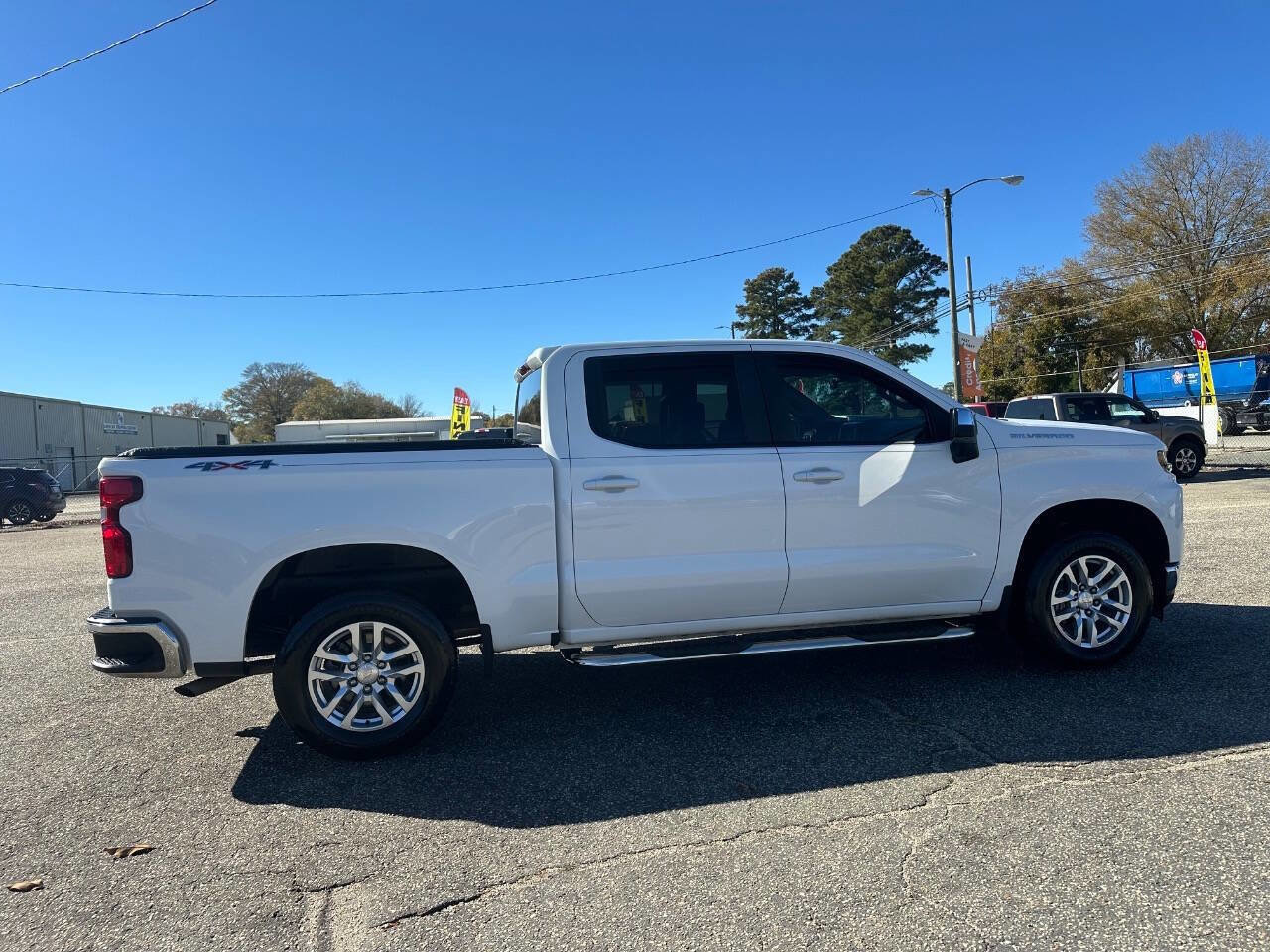 Used 2021 Chevrolet Silverado 1500 LT image 14