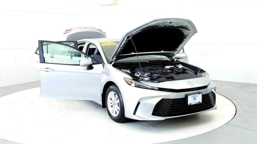 Used 2026 Toyota Camry LE AWD/4WD image 9