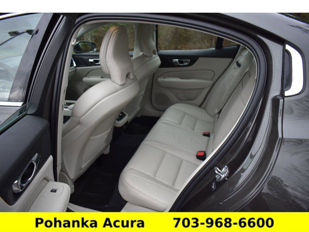 Used 2021 Volvo S60 T6 Inscription image 28