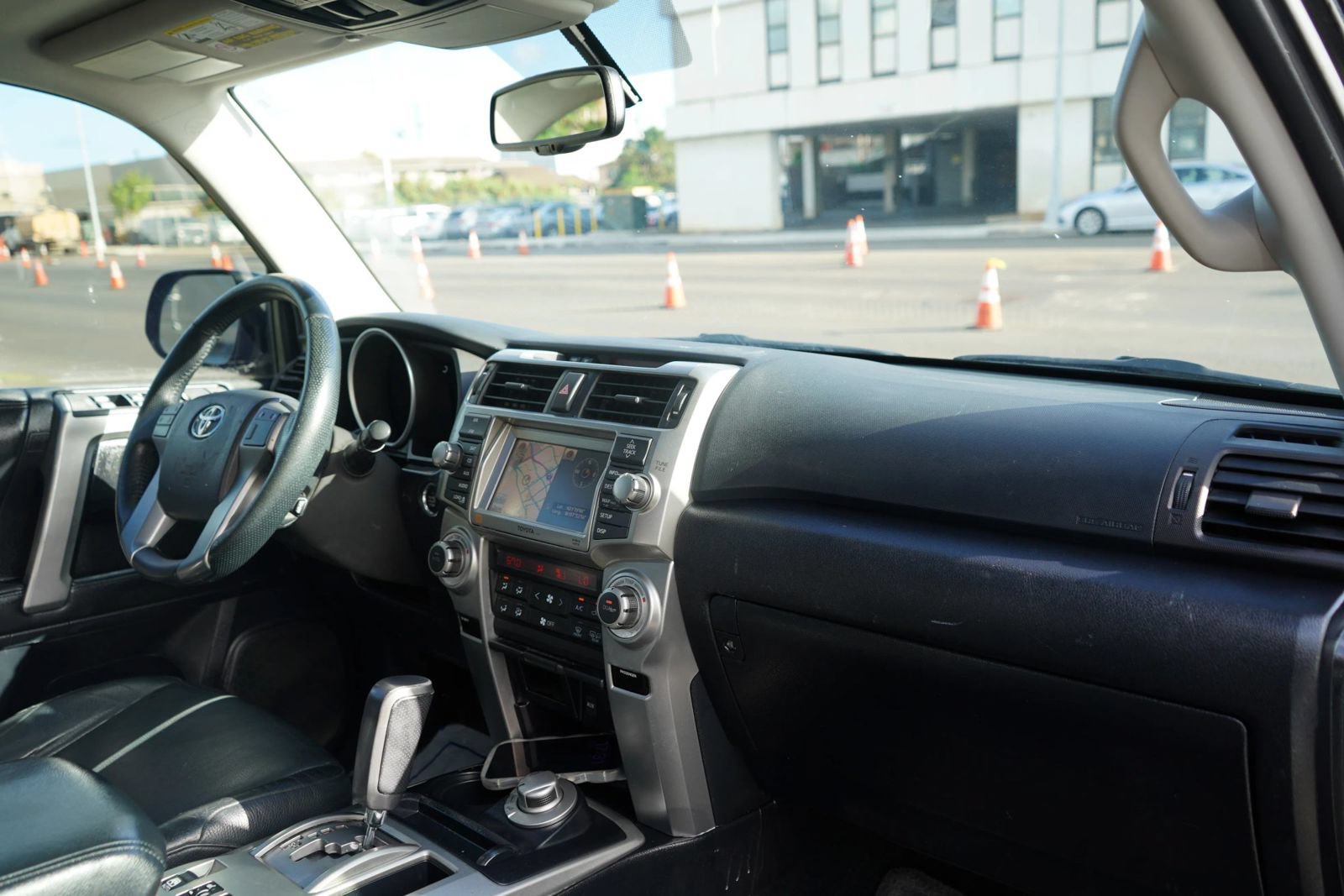 Used 2011 Toyota 4Runner Limited AWD/4WD image 21