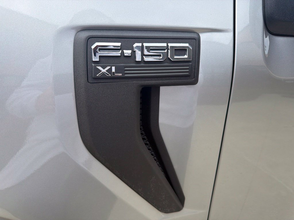 Used 2023 Ford F150 XL w/ XL Chrome Appearance Package AWD/4WD image 14