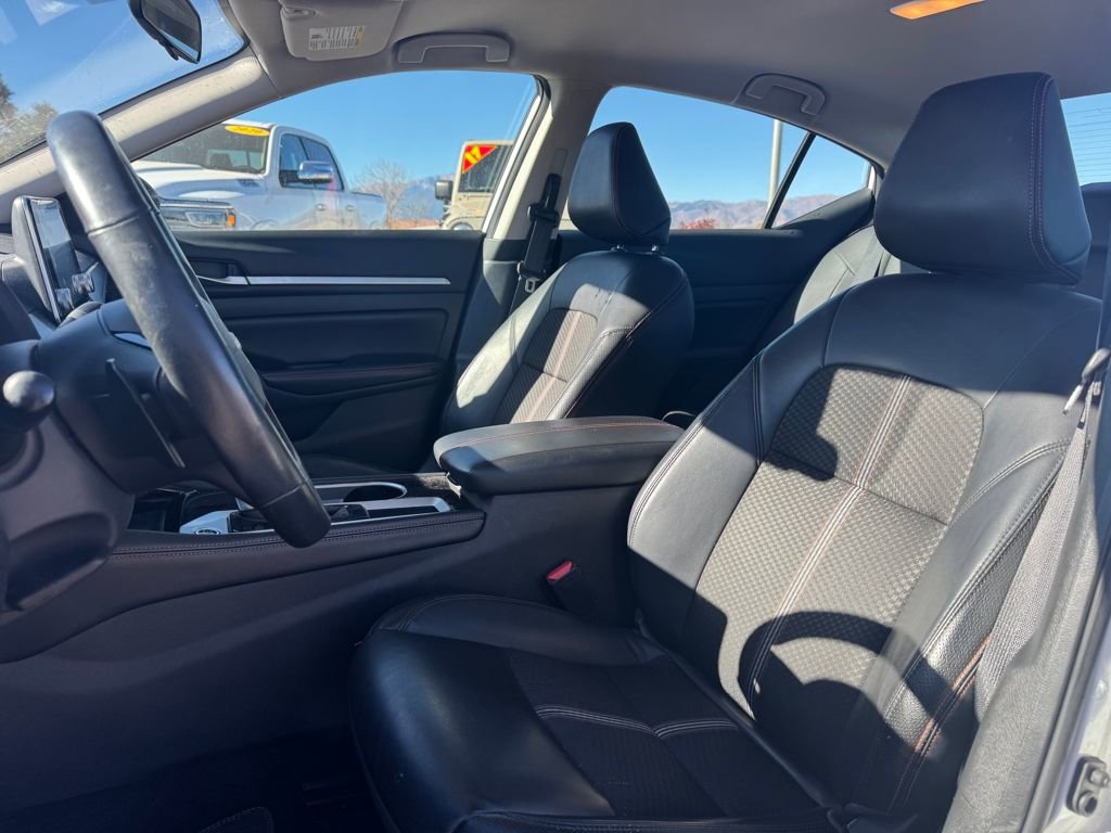 Used 2024 Nissan Altima 2.5 SR image 7