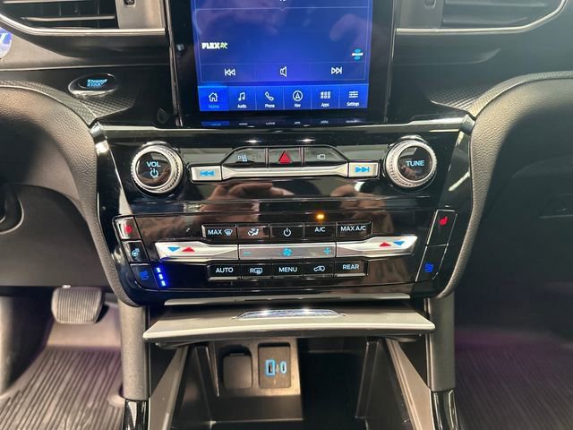 Used 2023 Ford Explorer ST w/ Equipment Group 401A AWD/4WD image 35
