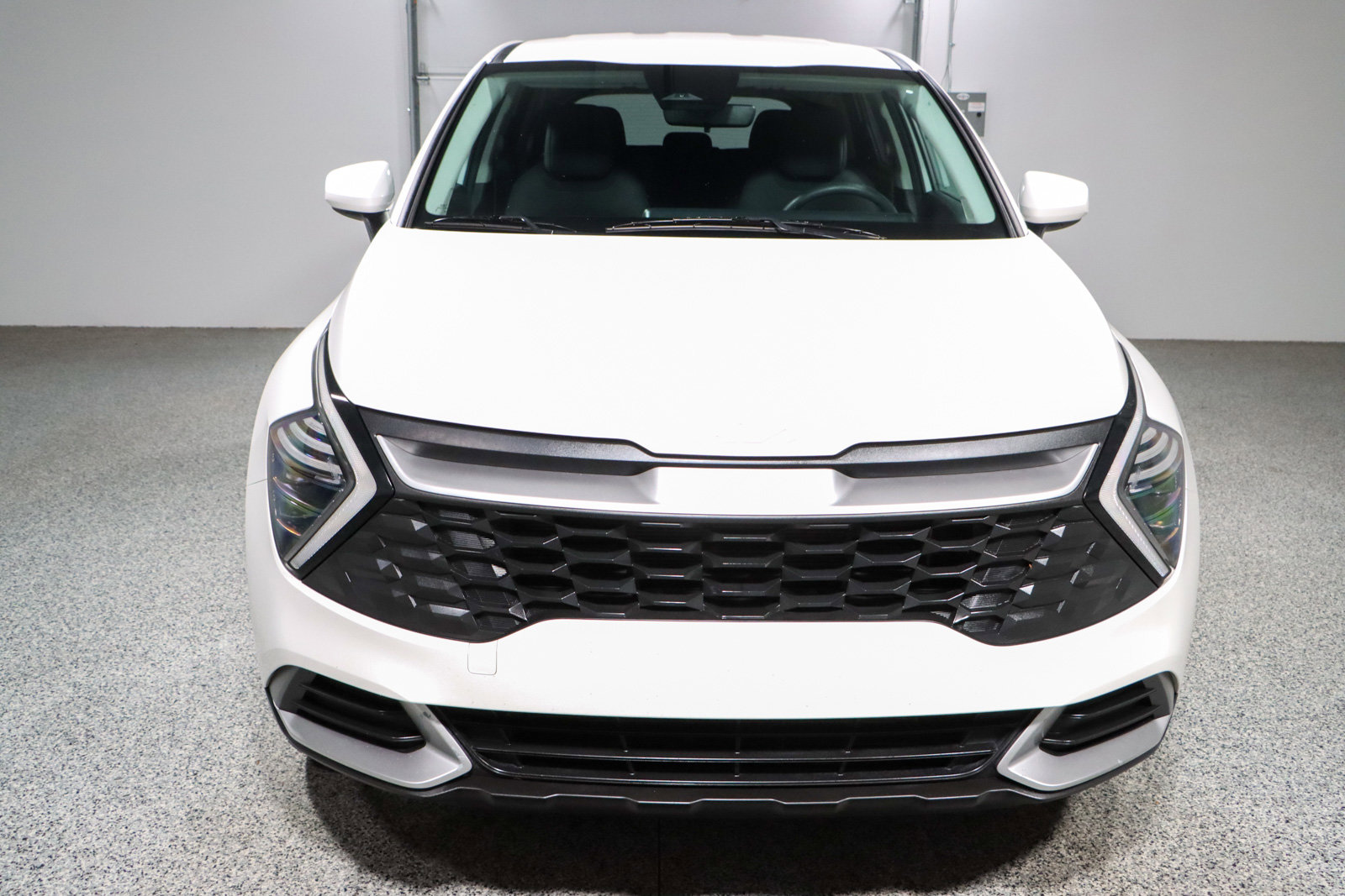 Used 2024 Kia Sportage LX image 4