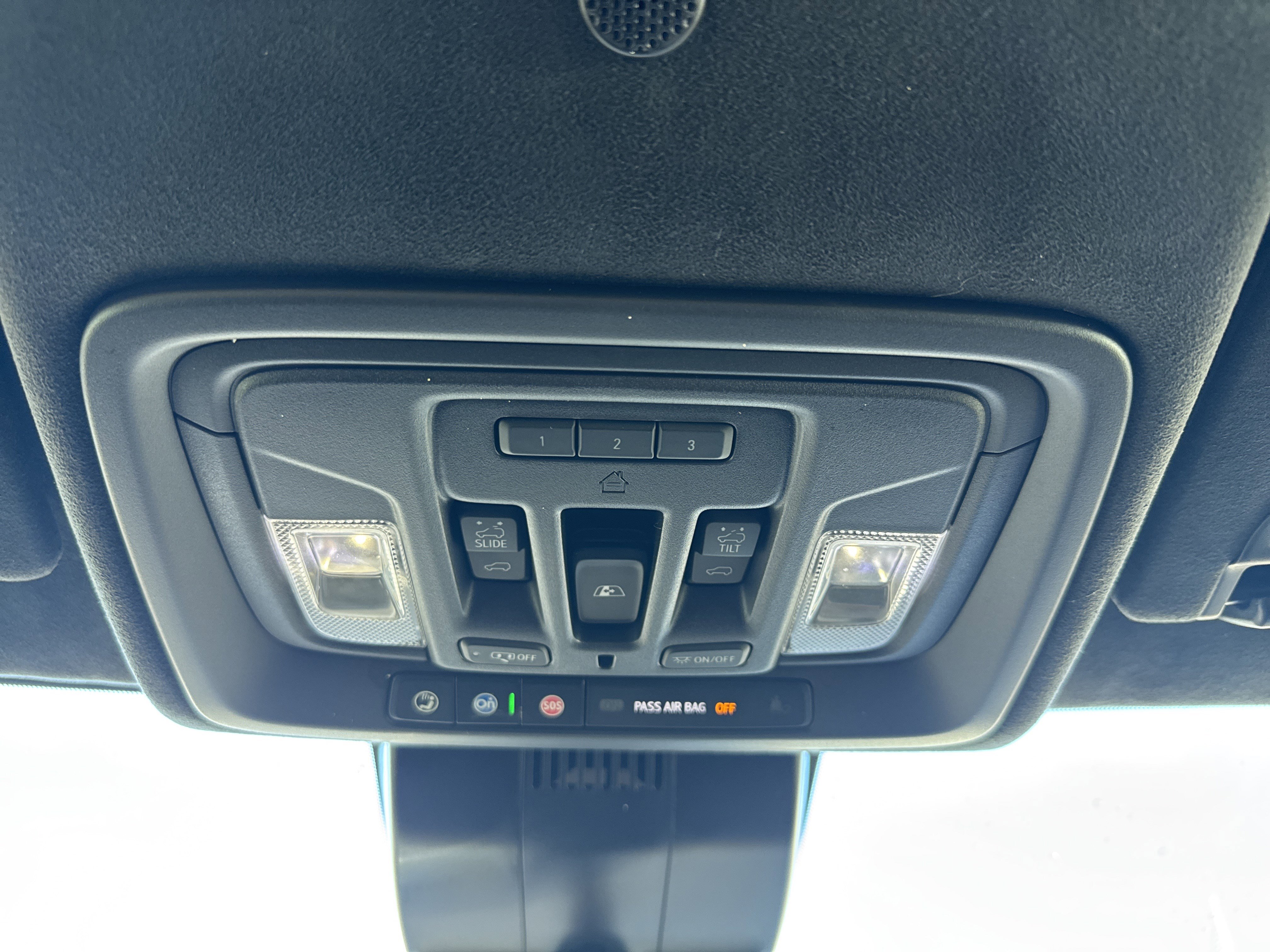 Used 2024 GMC Sierra 2500 Denali Ultimate image 26