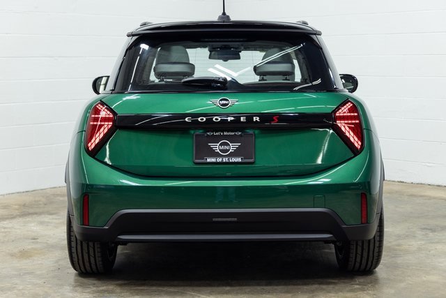 Used 2025 MINI Cooper S image 9