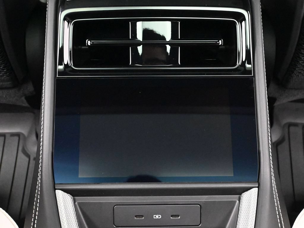 Certified 2026 Porsche Panamera image 8