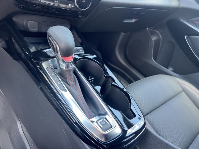 Used 2024 Chevrolet Trax RS w/ Sunroof Package image 32