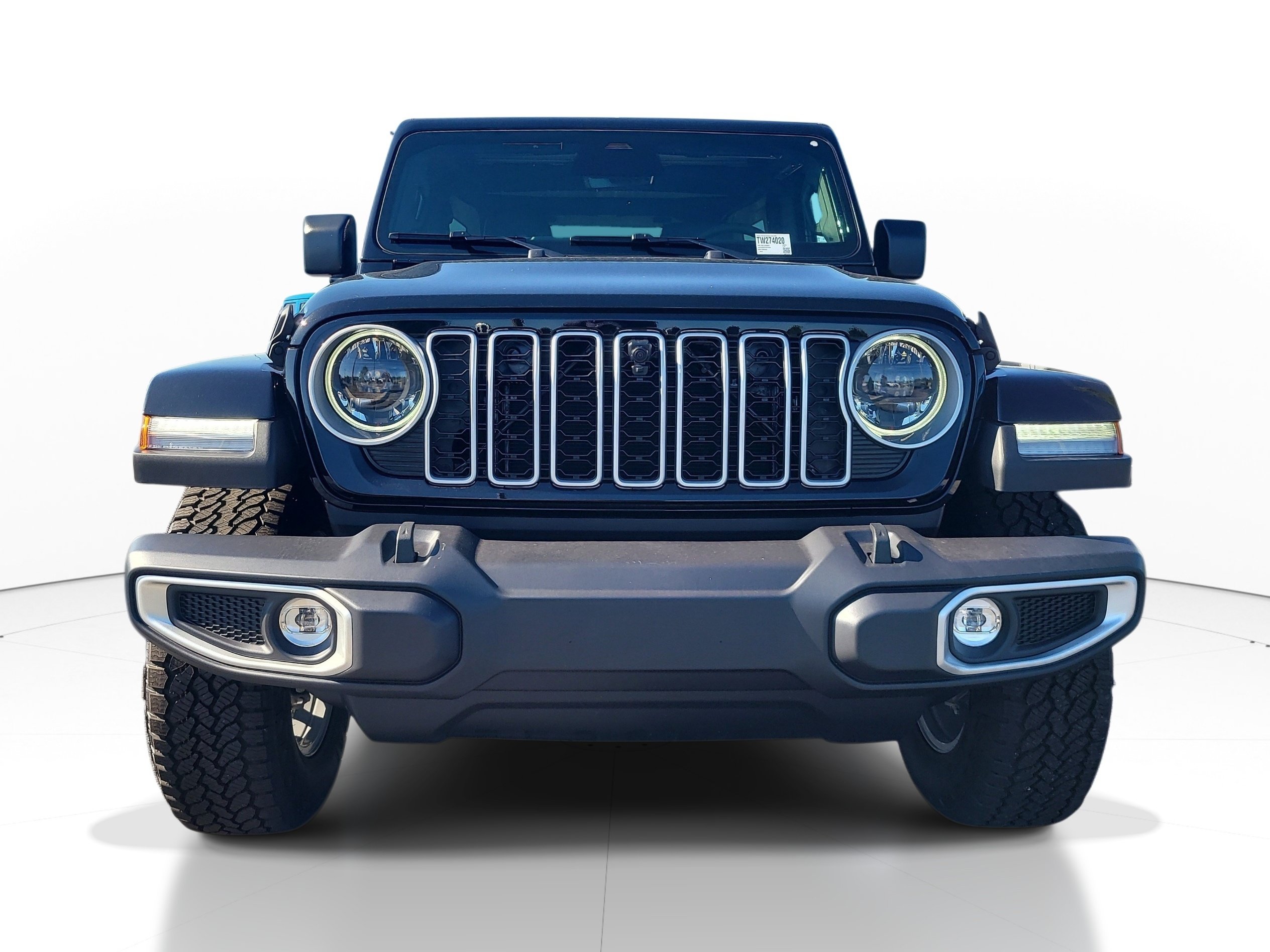 New 2026 Jeep Wrangler Unlimited Sahara AWD/4WD image 2
