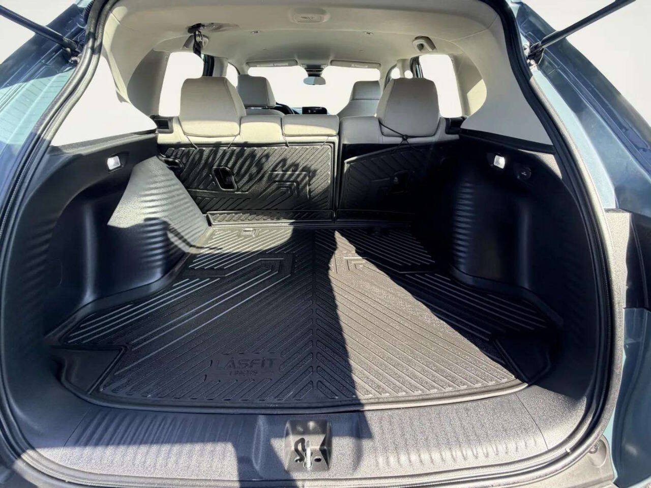 Used 2024 Honda HR-V LX image 5